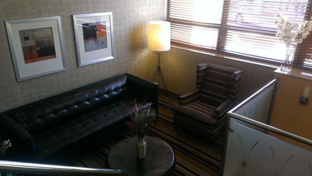 Holiday Inn Express Laguardia Airport, An Ihg Hotel New York Exterior foto